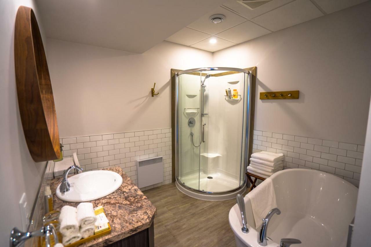 Le Bellevue Modern Lodge 웨이크필드 외부 사진